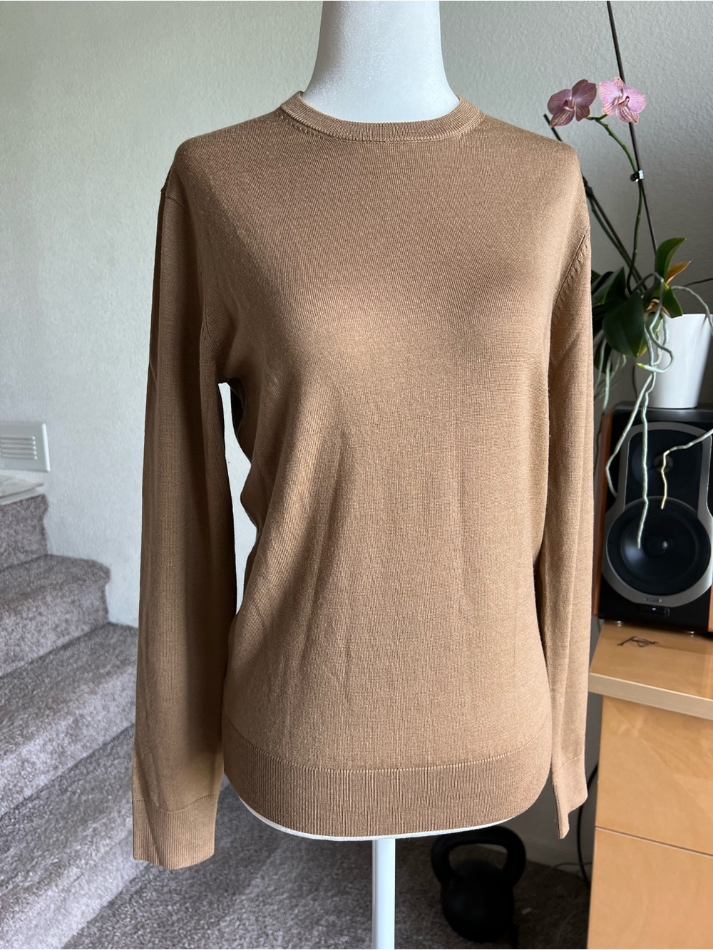 Uniqlo Women’s Brown Extra Fine Wool Knit Crewneck Long Sleeve Sweater S